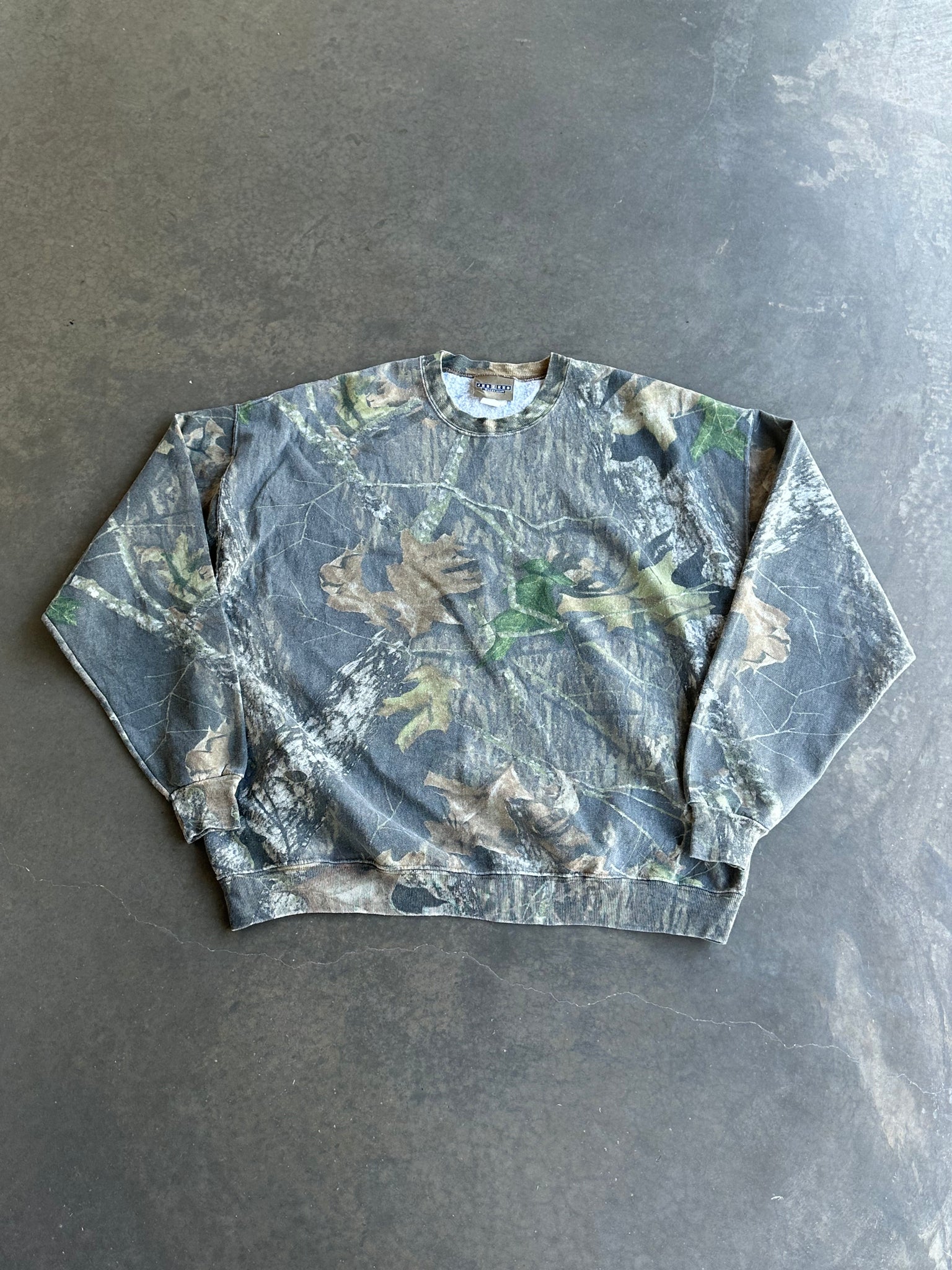 Vintage Real Tree Sweater L