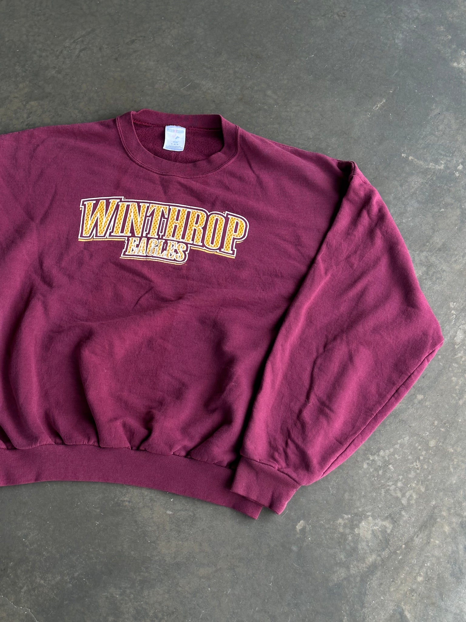 Vintage Winthrop Eagles Sweater L