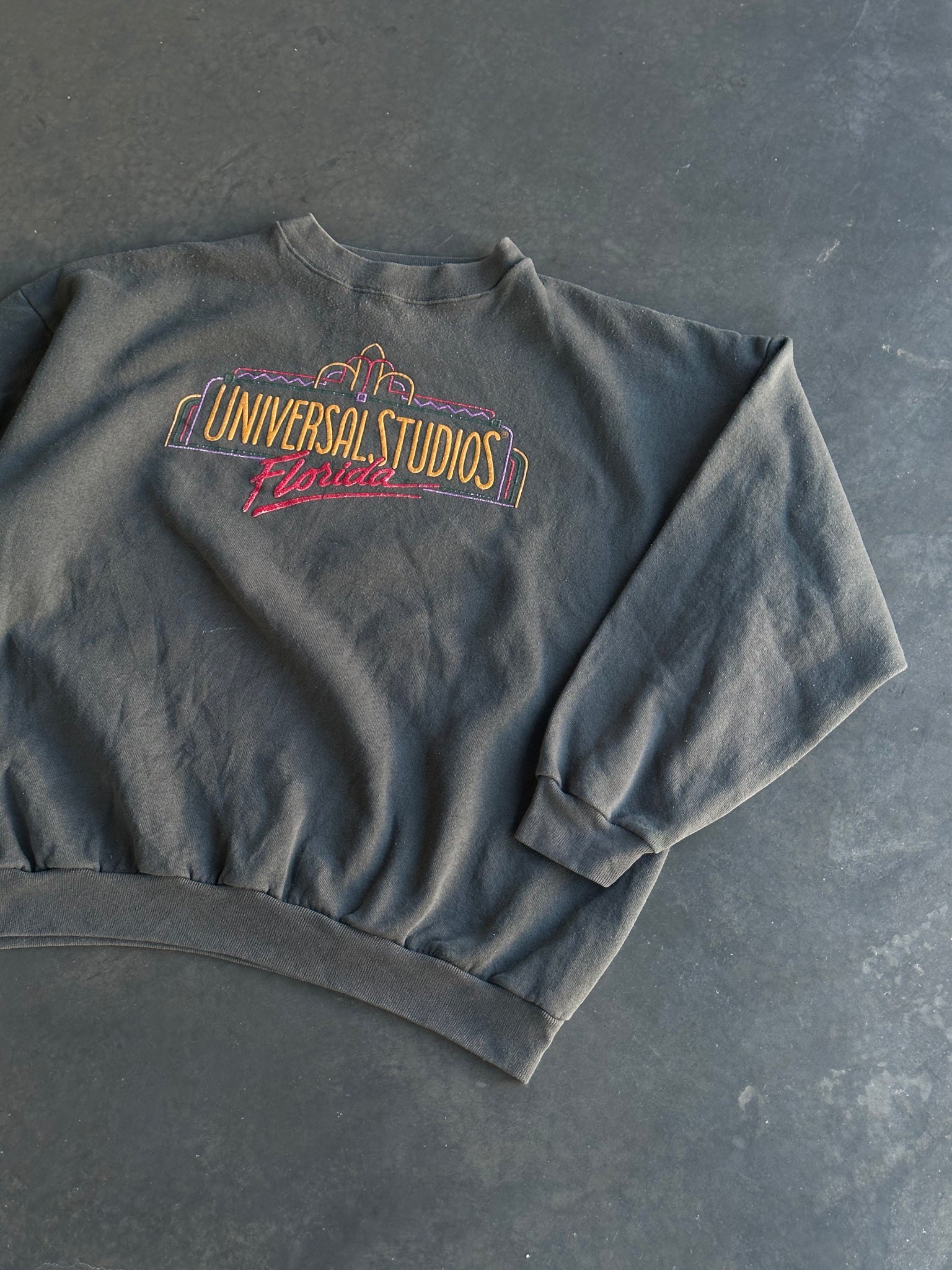 Vintage Universal Studios Sweater L