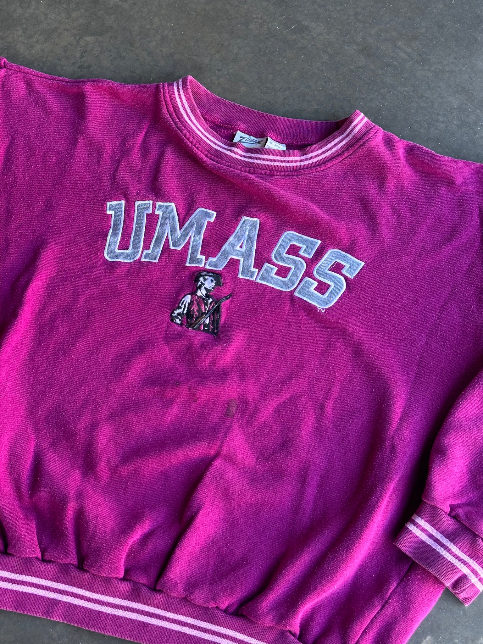 UMASS Sweater L