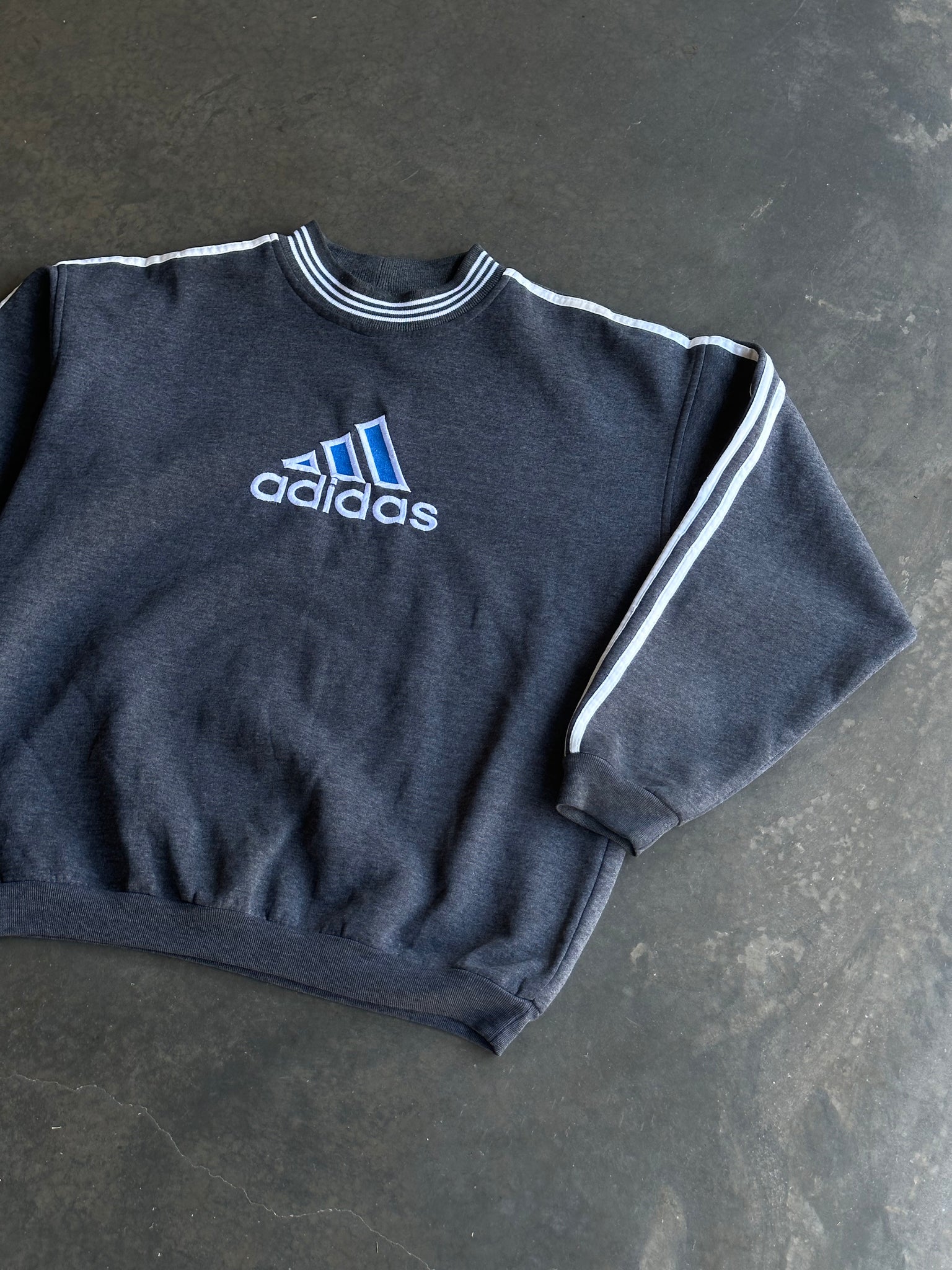 Vintage Adidas Bootleg Sweater L