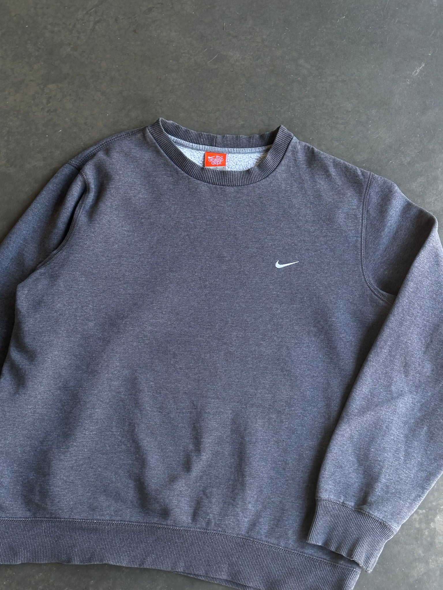 Vintage Nike Sweater L