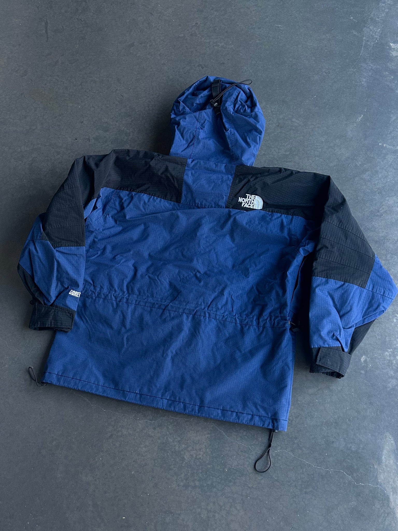 Vintage The North Face Windbreaker L
