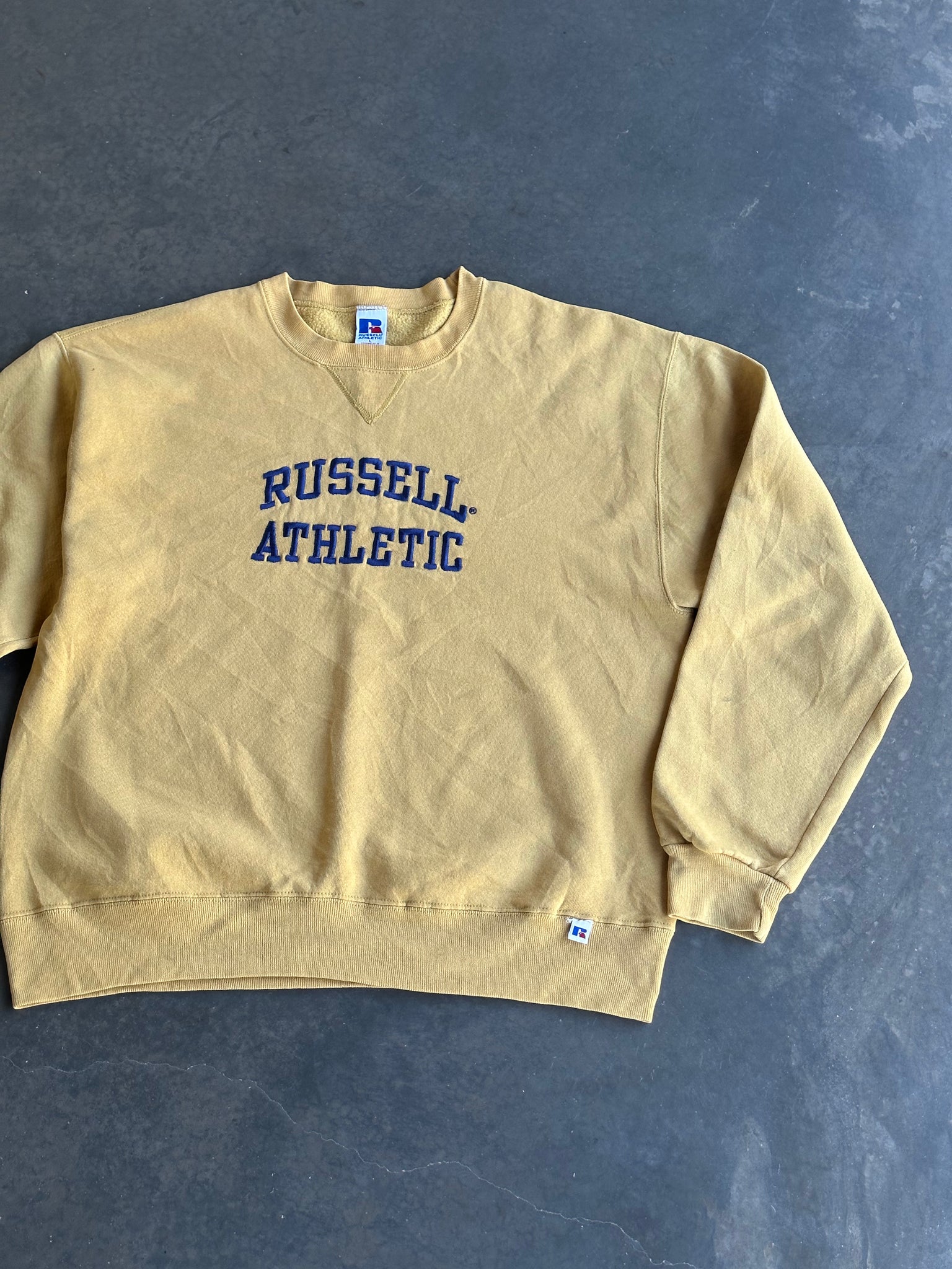 Vintage Russell Athletic Sweater XL
