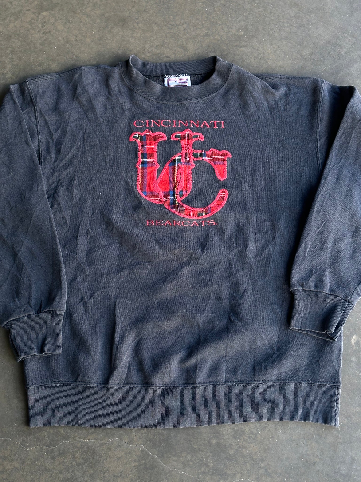 Vintage Cincinnati UC Bearcats Sweater L