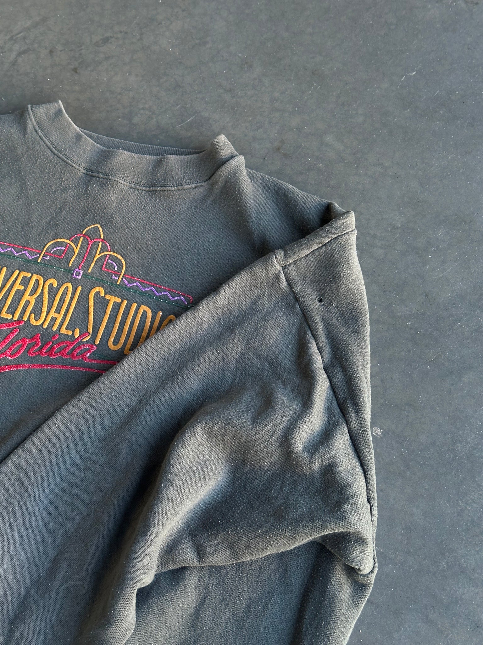 Vintage Universal Studios Sweater L