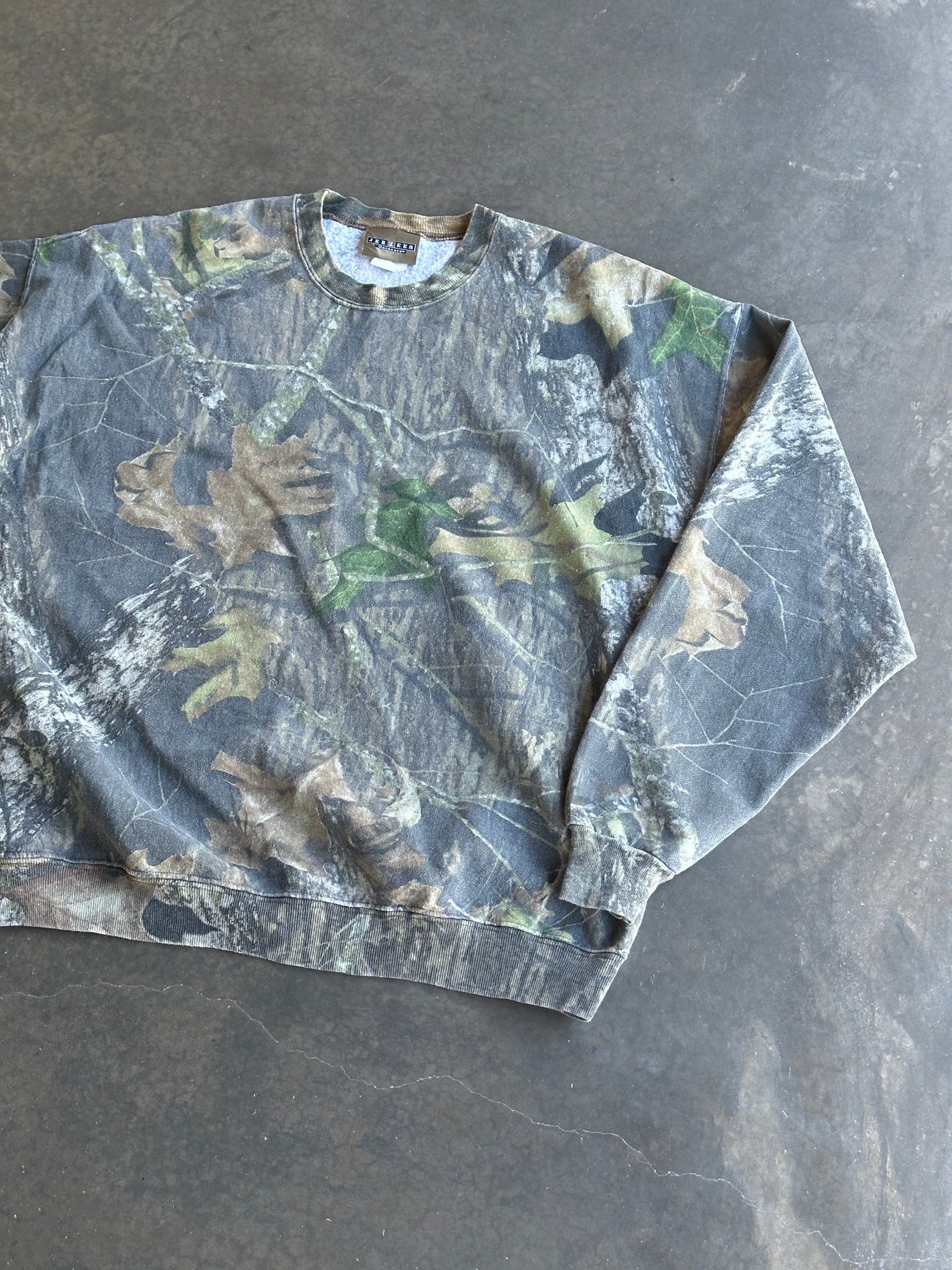 Vintage Real Tree Sweater L