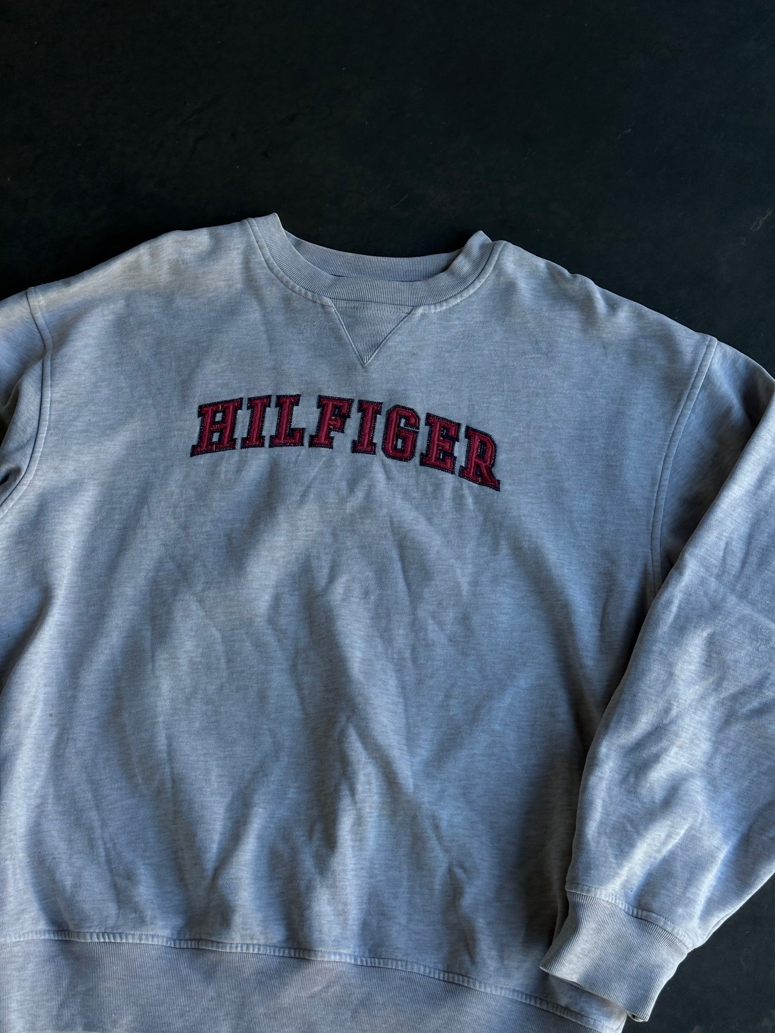 Vintage Tommy Hilfiger Sweater L