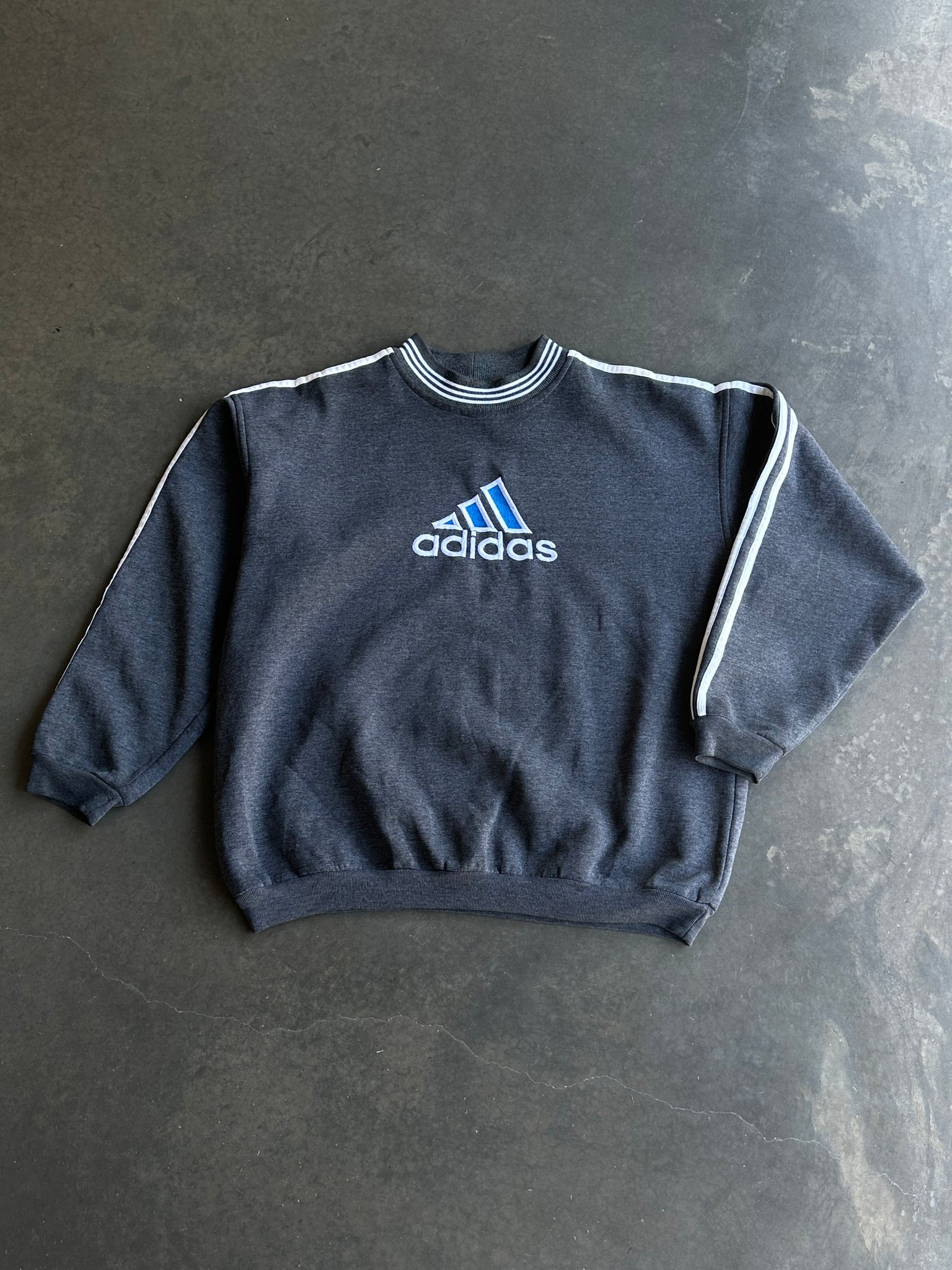 Vintage Adidas Bootleg Sweater L