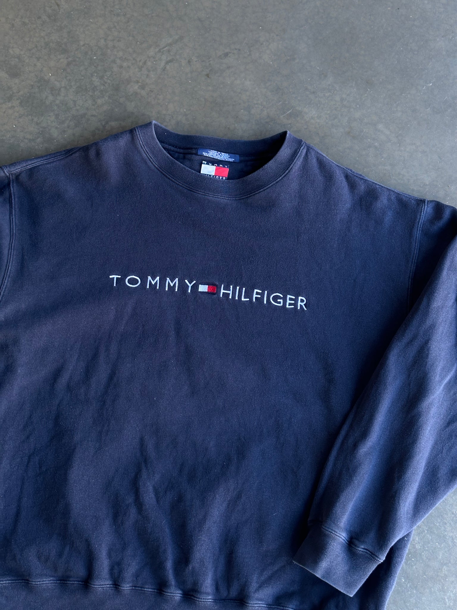 Vintage Tommy Hilfiger Sweater L