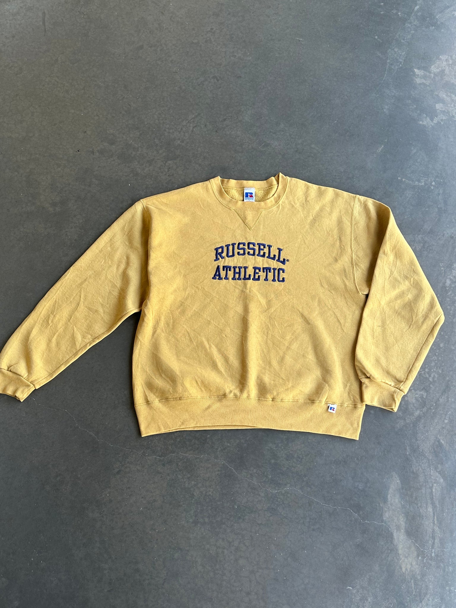 Vintage Russell Athletic Sweater XL