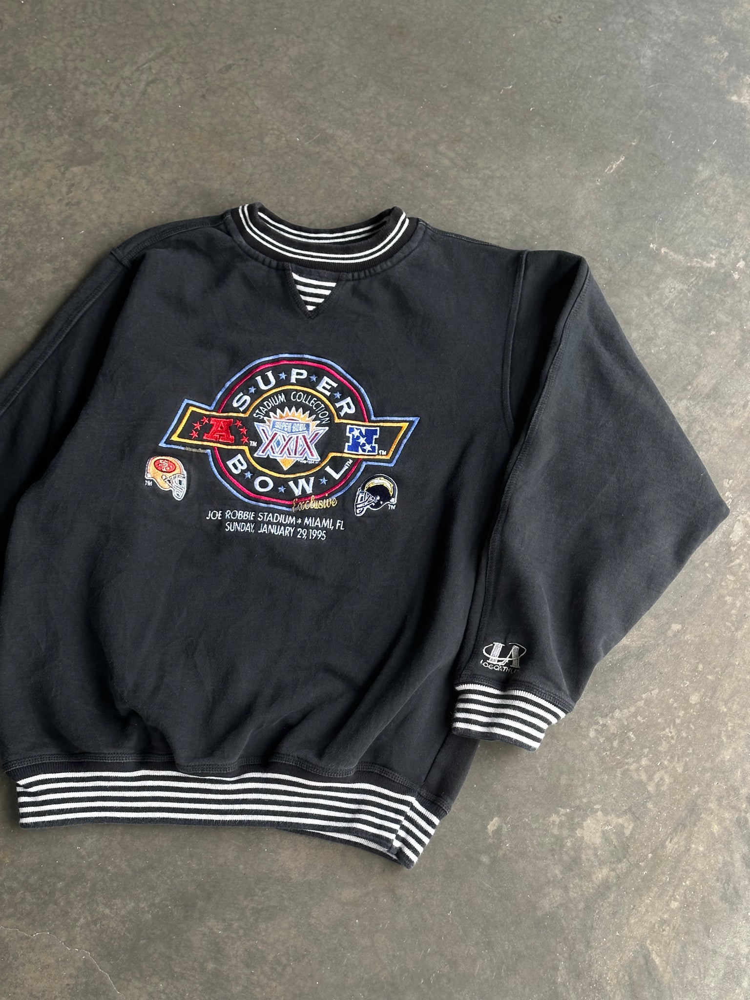 Vintage Super Bowl Sweater L