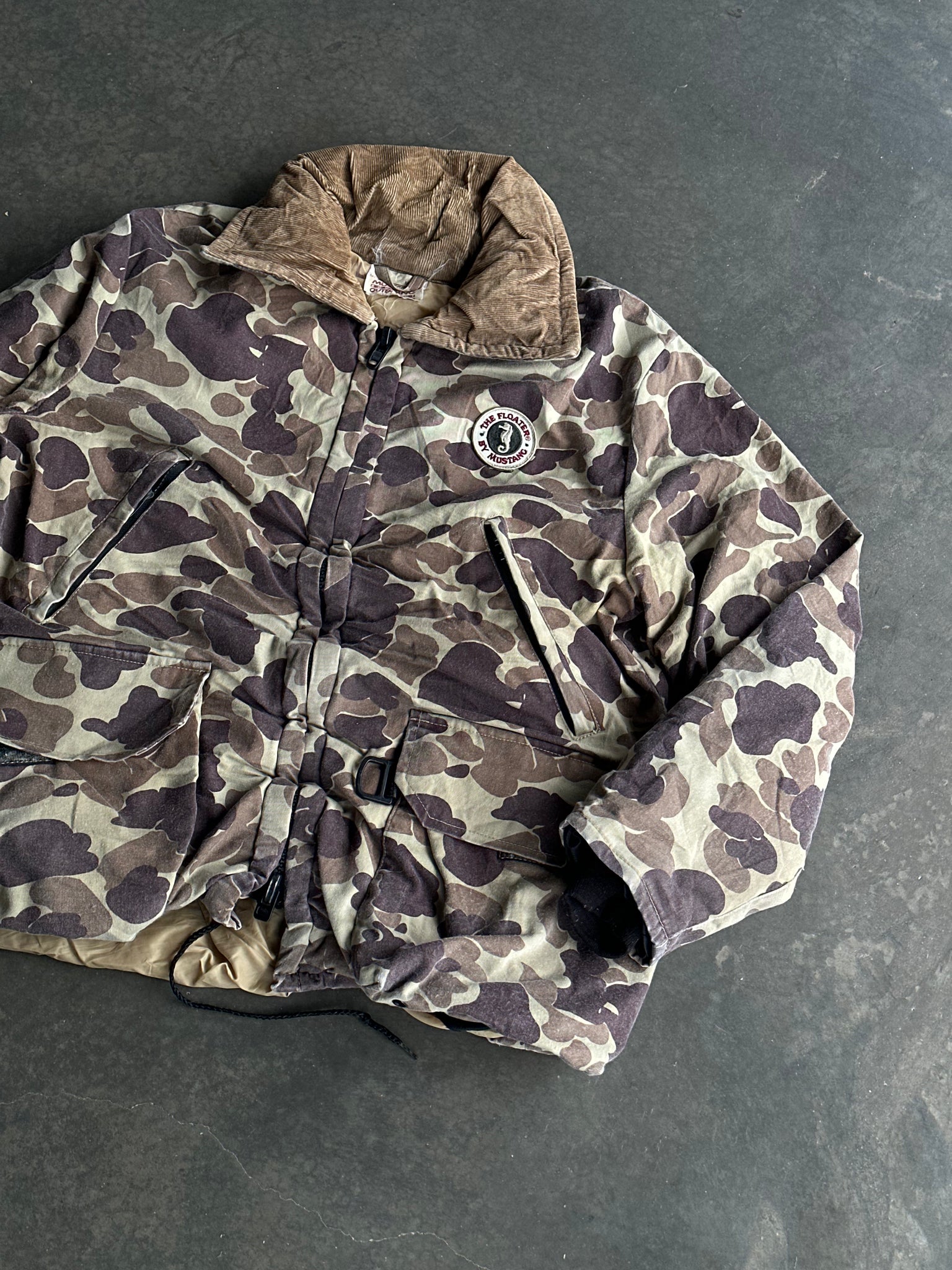 Vintage Camo The Floater Jacket L