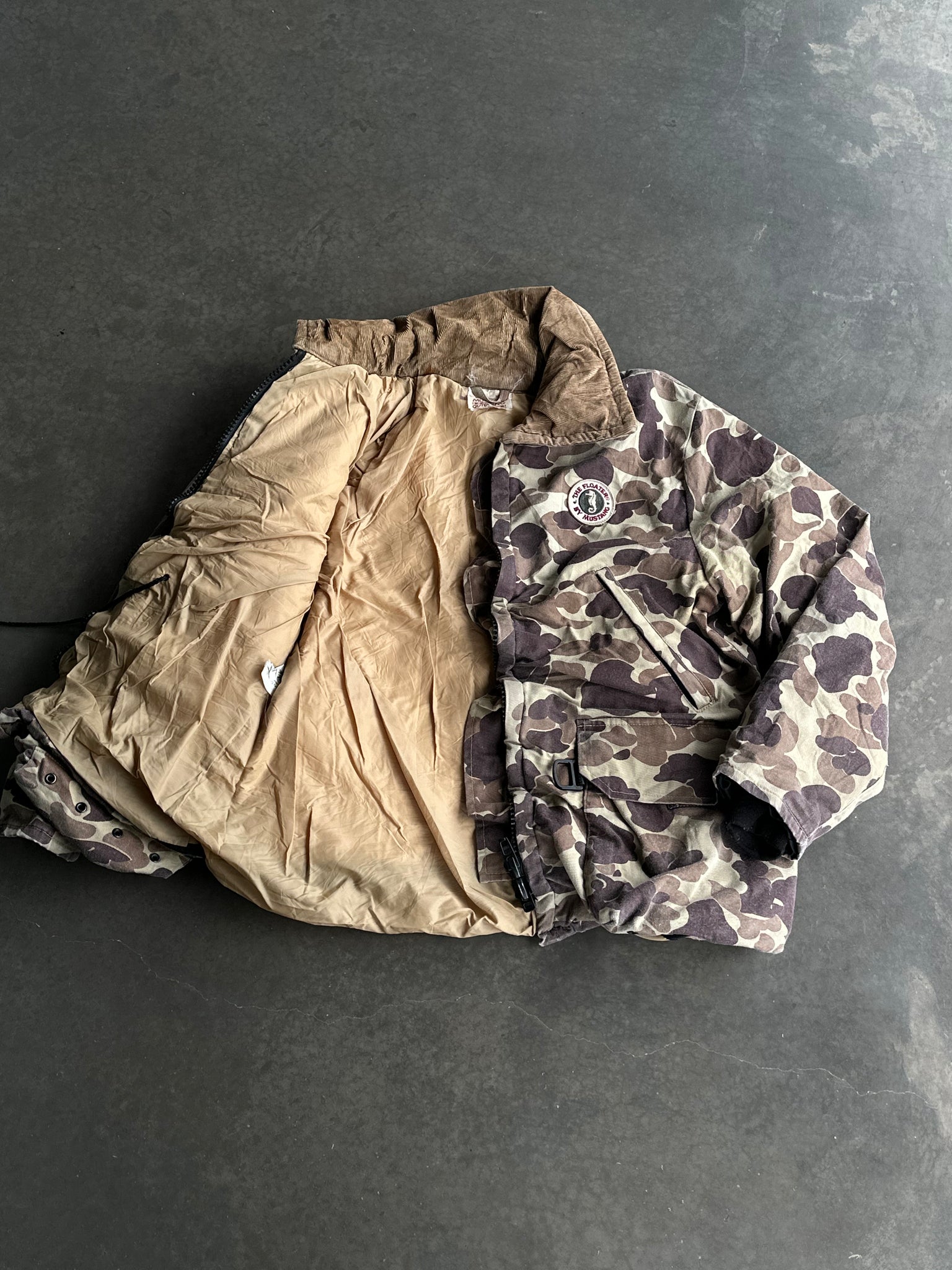 Vintage Camo The Floater Jacket L