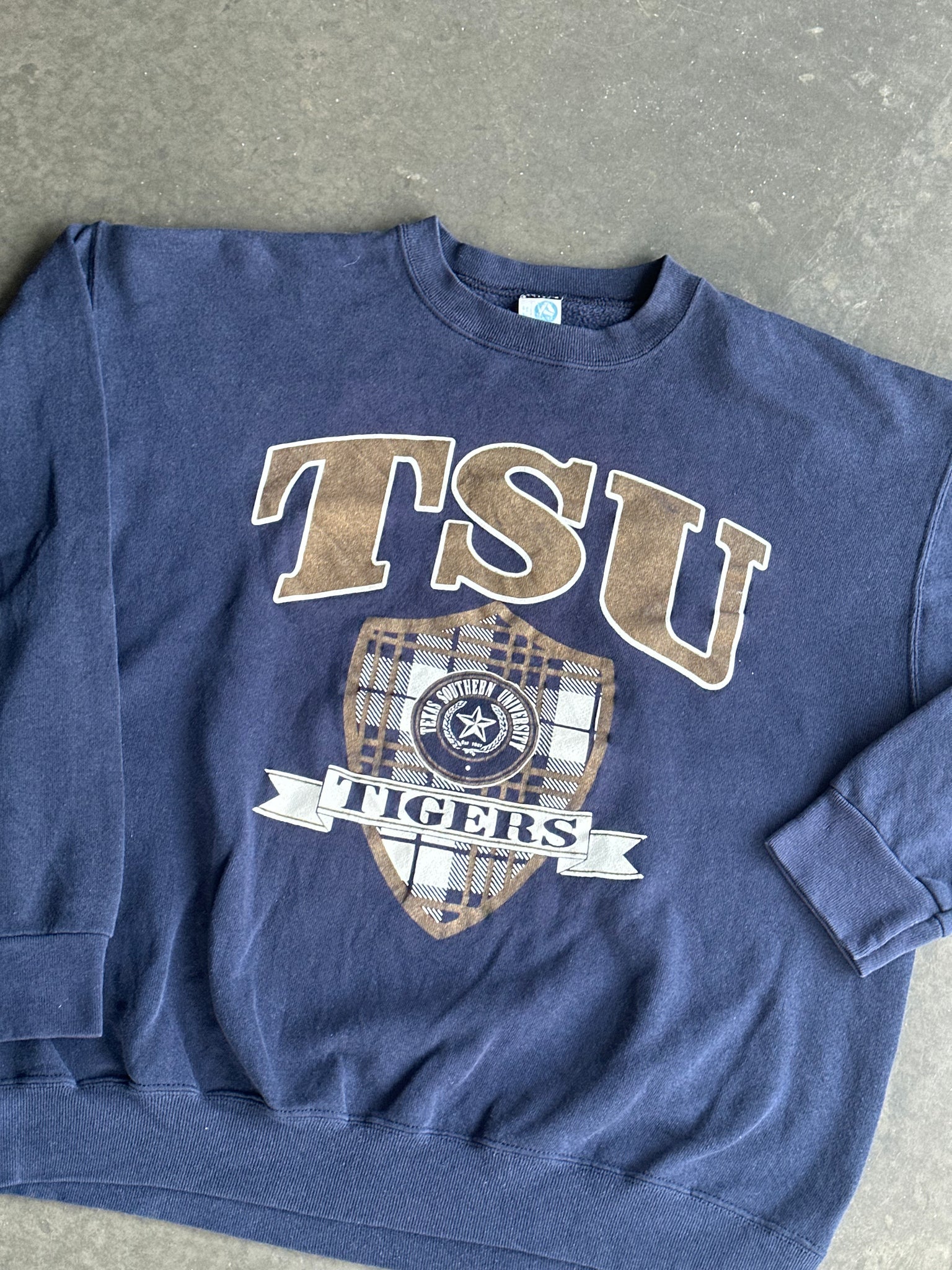 Vintage TSU Sweater L