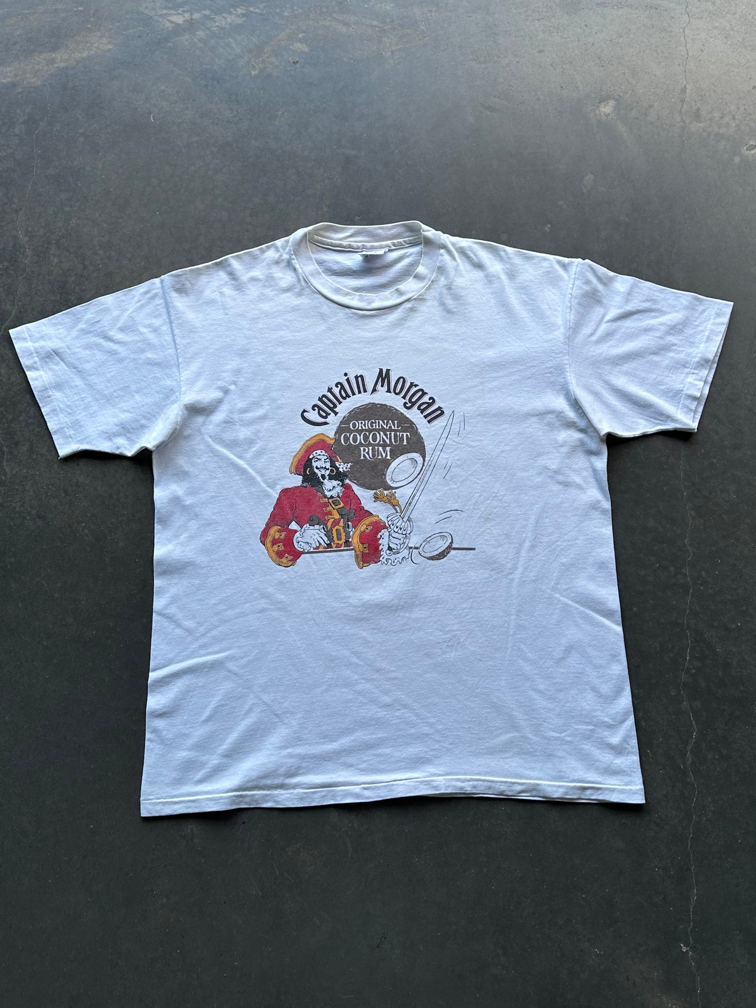 Captain Morgan Tee L