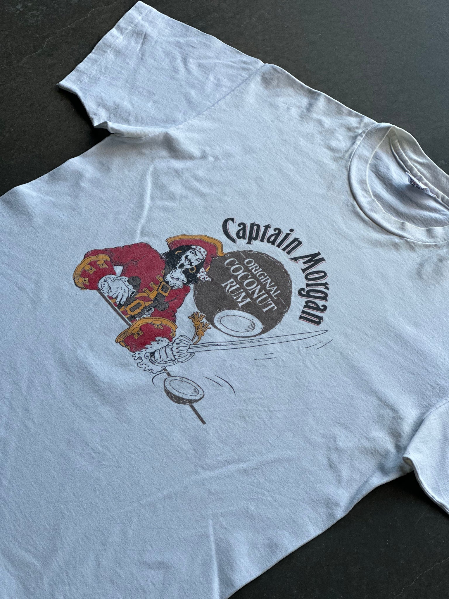 Captain Morgan Tee L