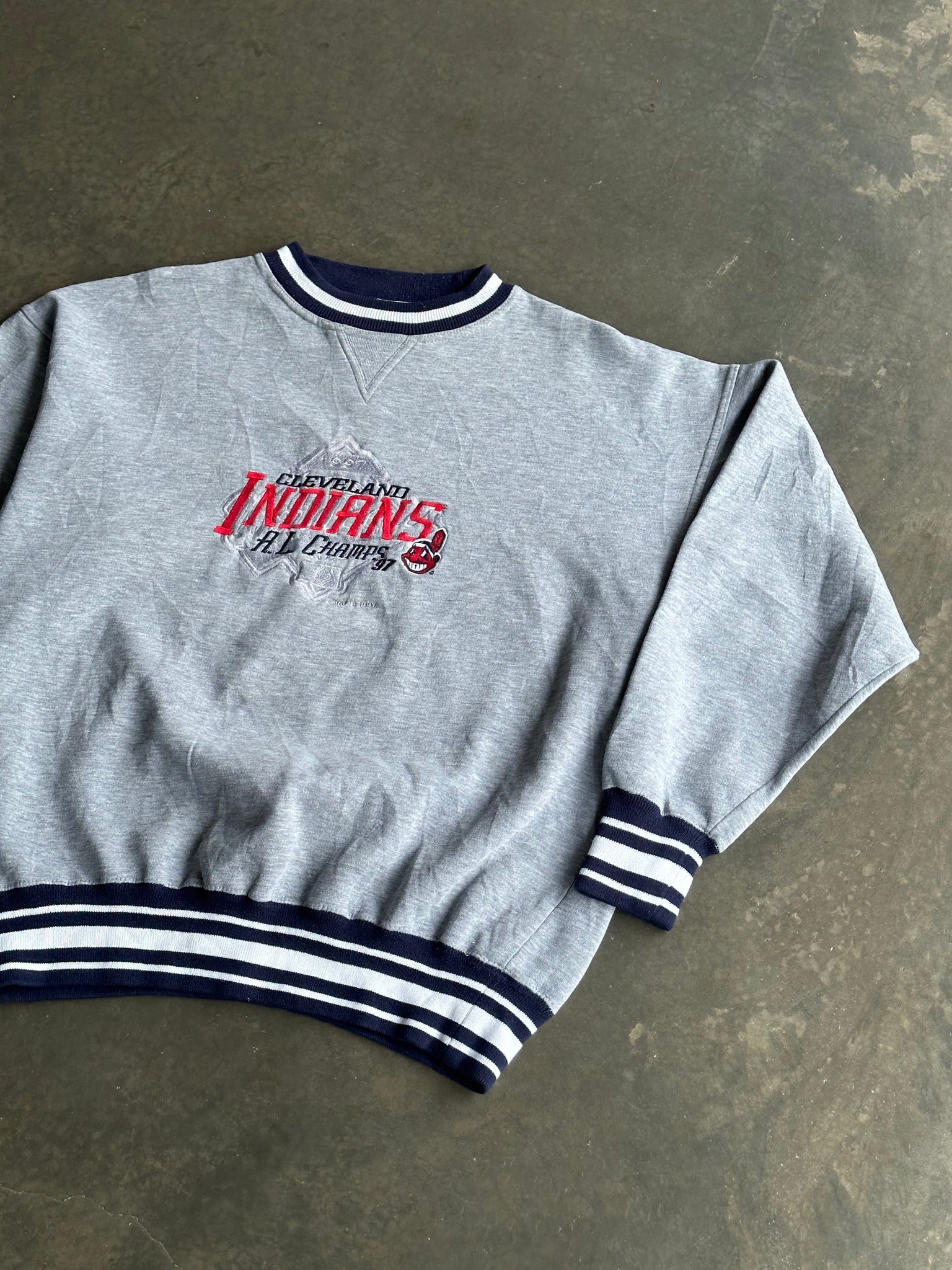 Vintage Cleveland Indians Sweater L