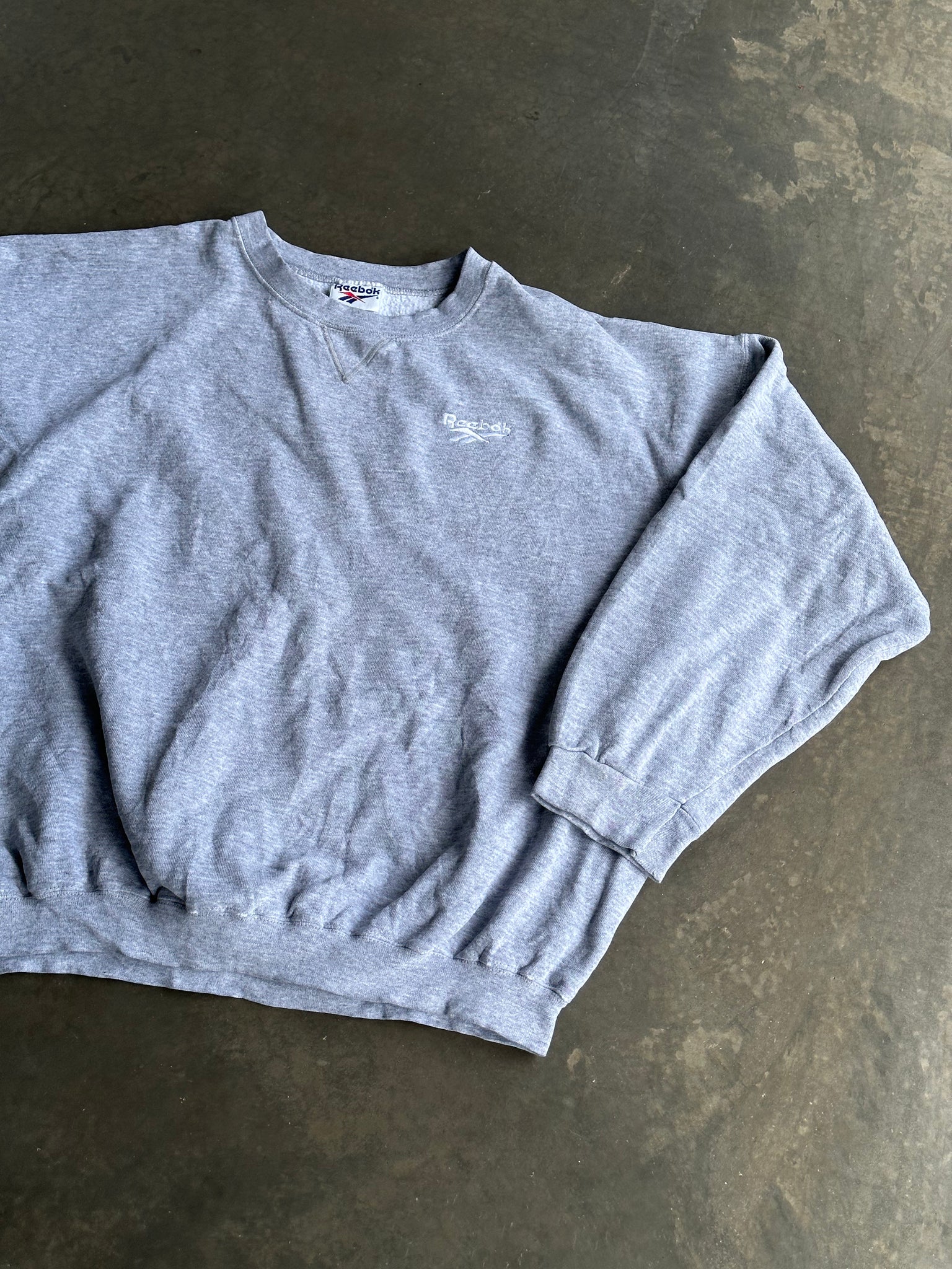 Vintage Reebok Sweater L