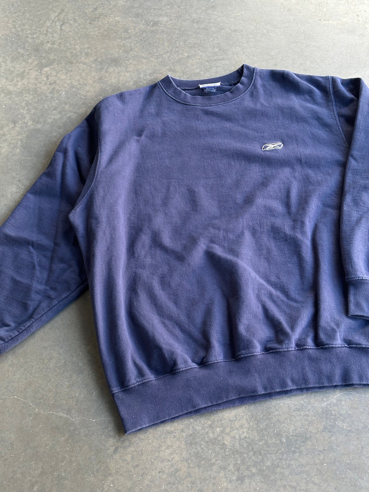 Vintage Reebok Sweater L