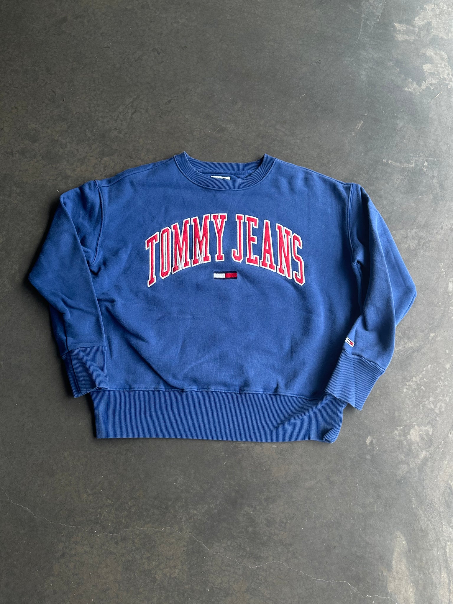 Vintage Tommy Hilfiger Sweater M