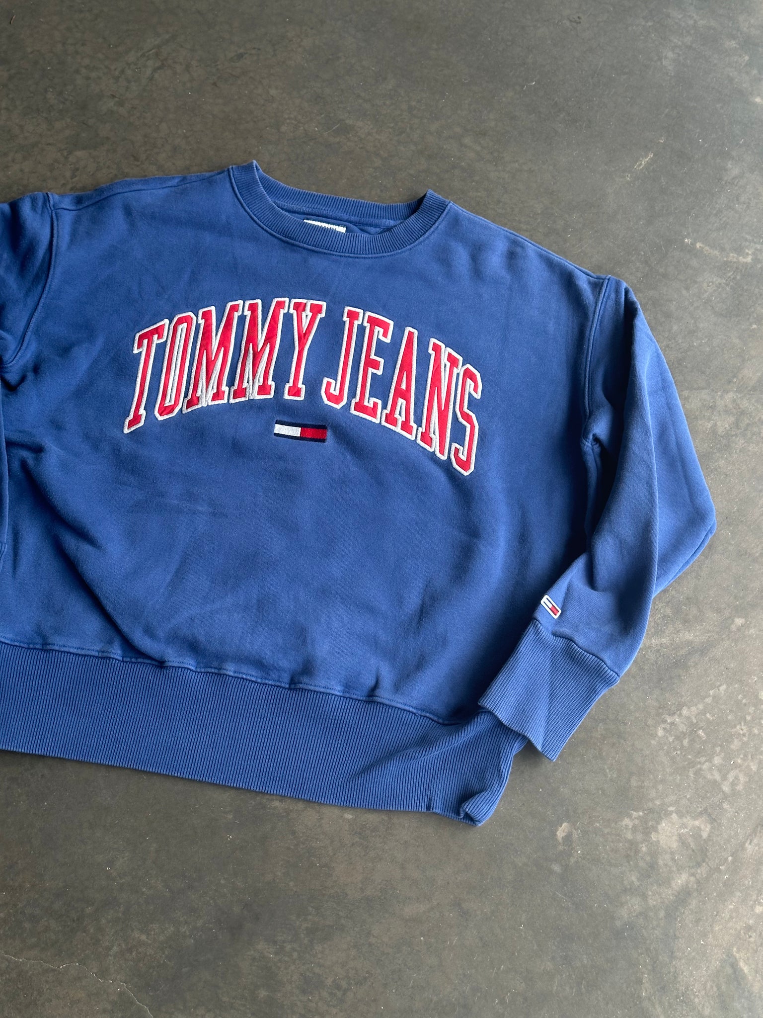 Vintage Tommy Hilfiger Sweater M