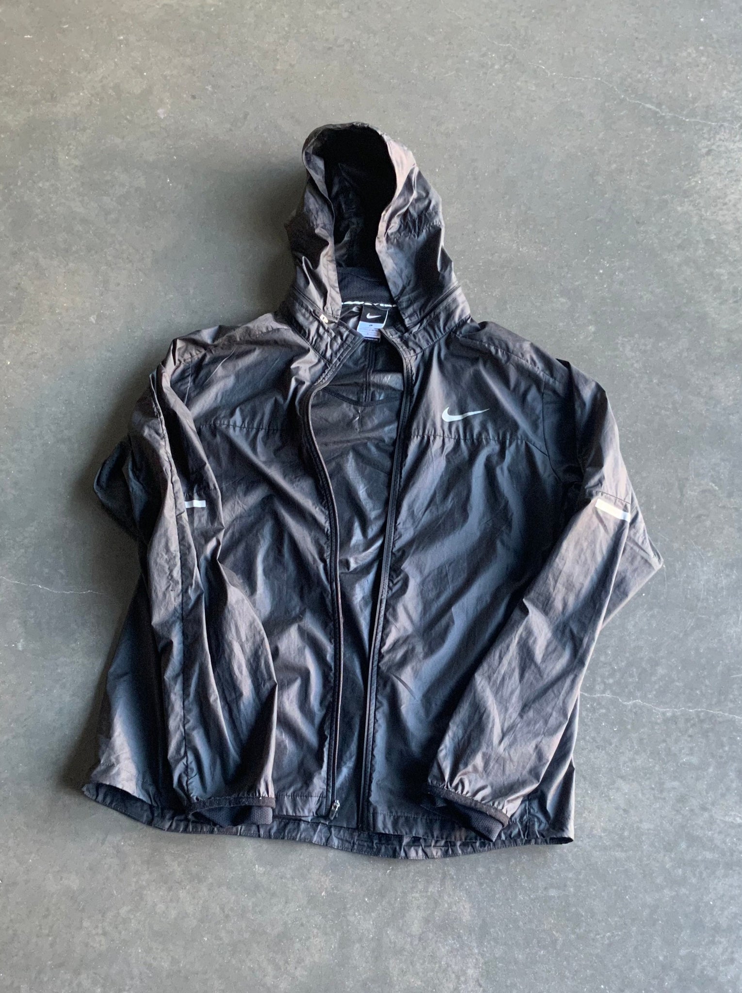 Nike Running Windbreaker L