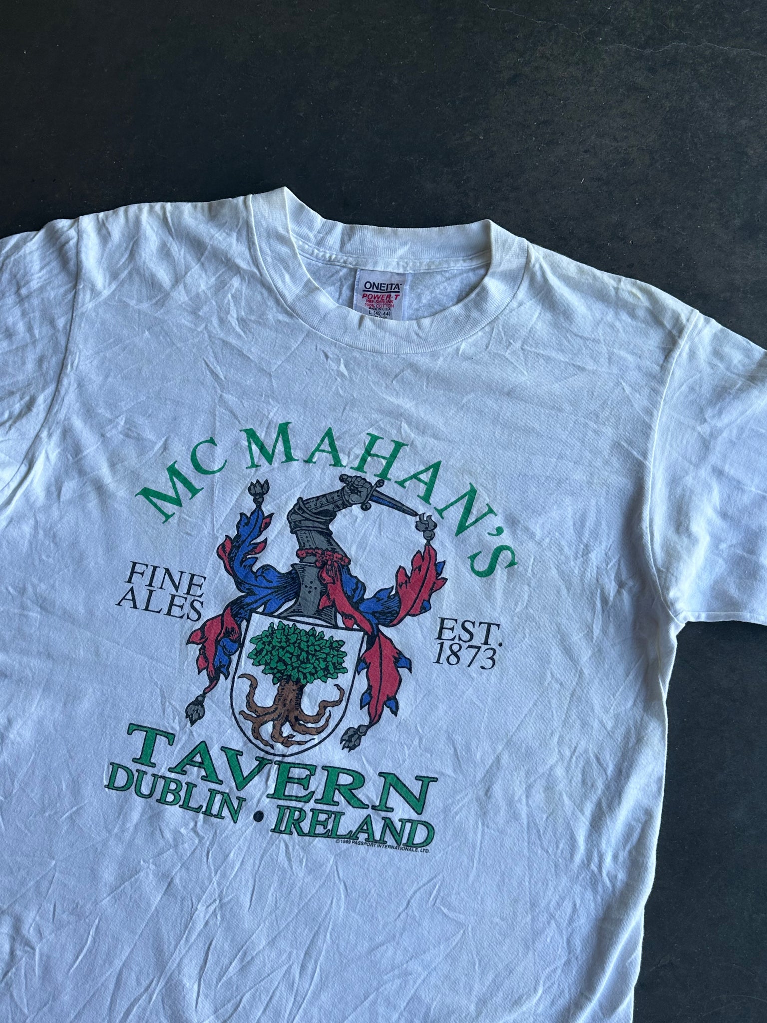 McHanan's Tavern Dublin Ireland Tee L
