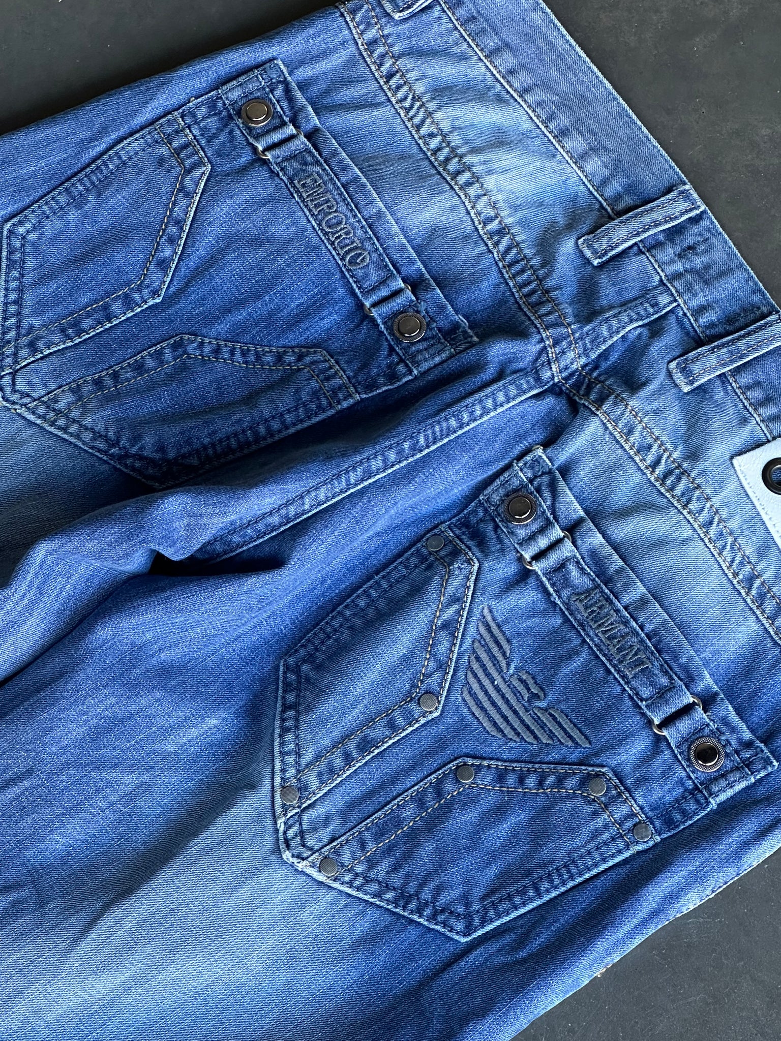 Armani Jeans 33