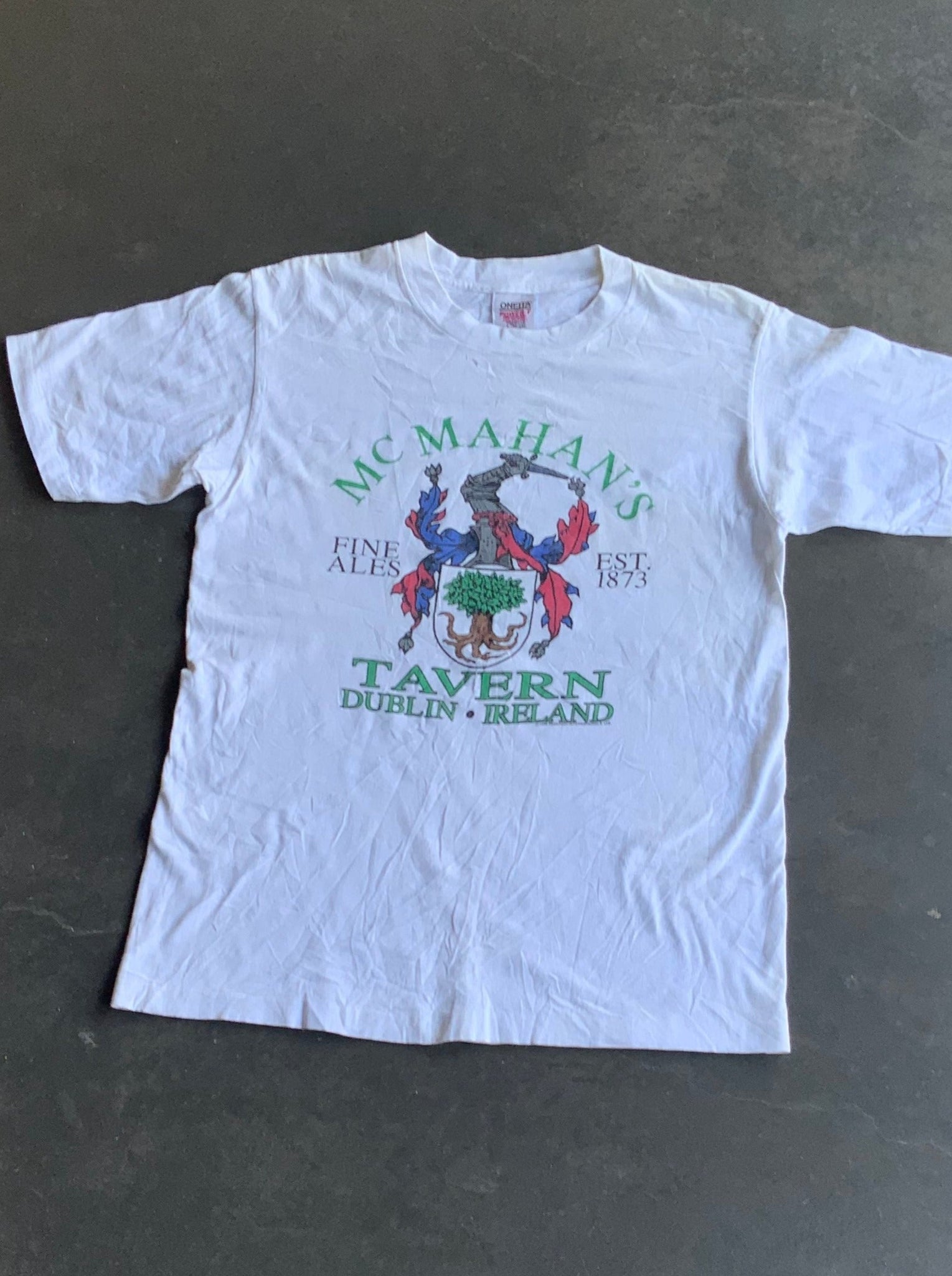 McHanan's Tavern Dublin Ireland Tee L