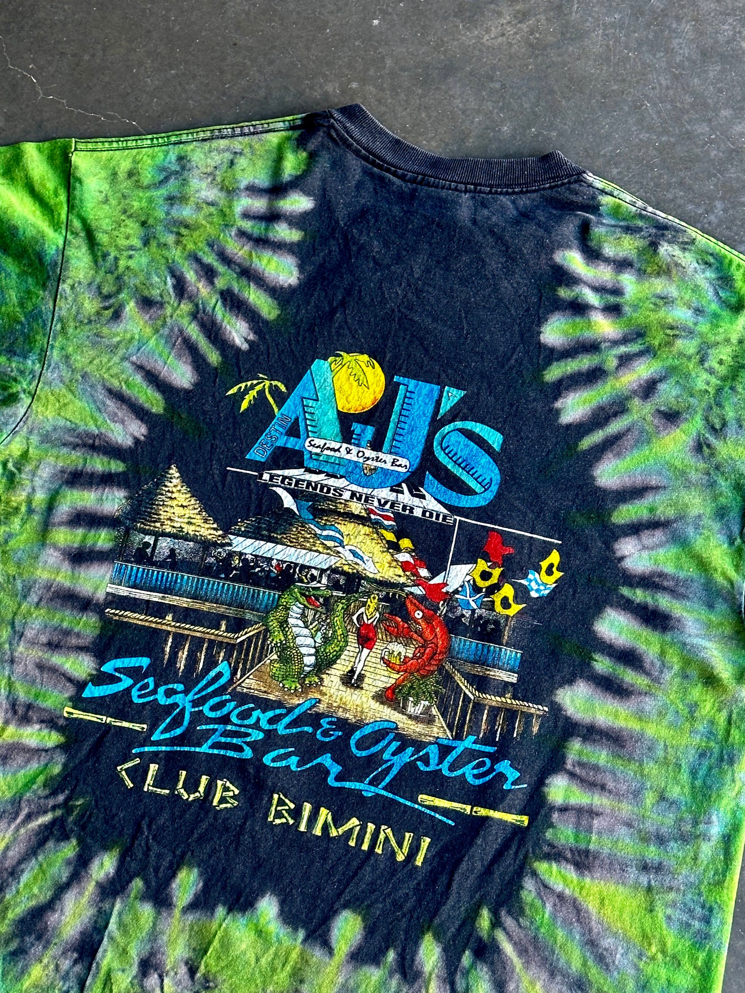 Vintage AJ's Tee L