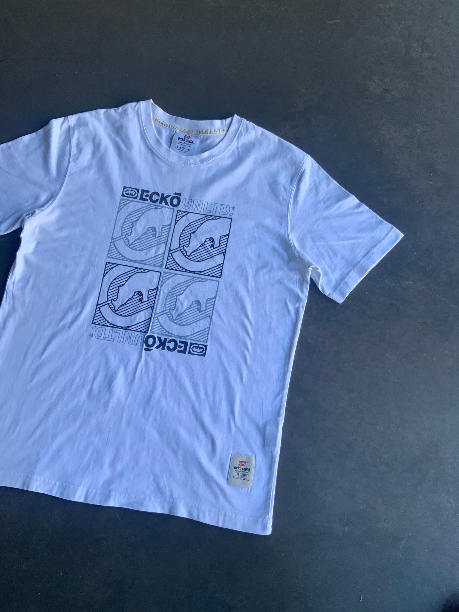 Ecko Tee L