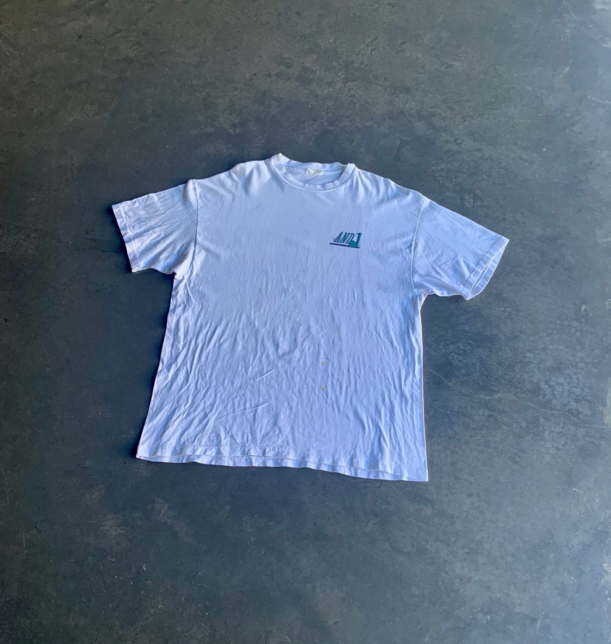 Vintage AND1 Tee L