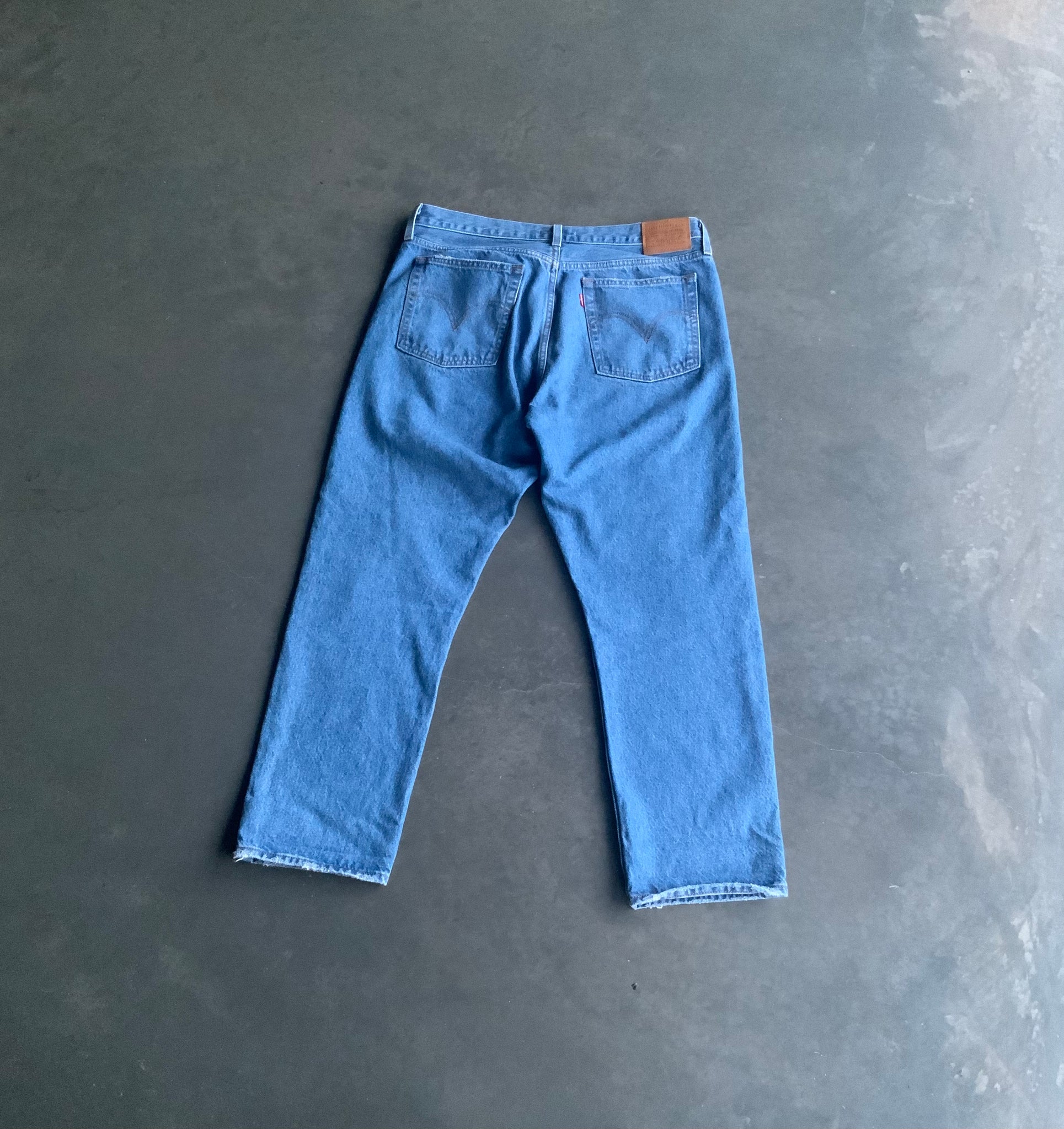 Levis Straight Leg Jeans L
