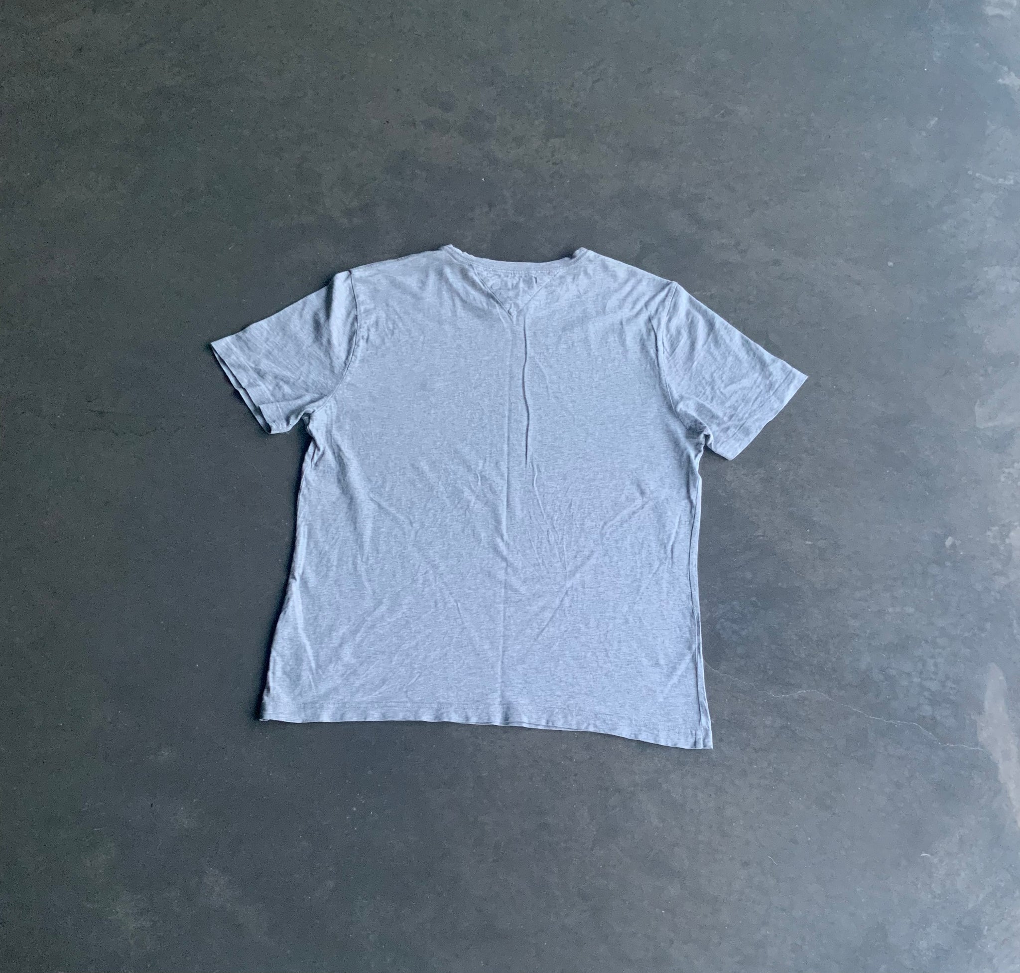 Tommy Hilfiger Tee L