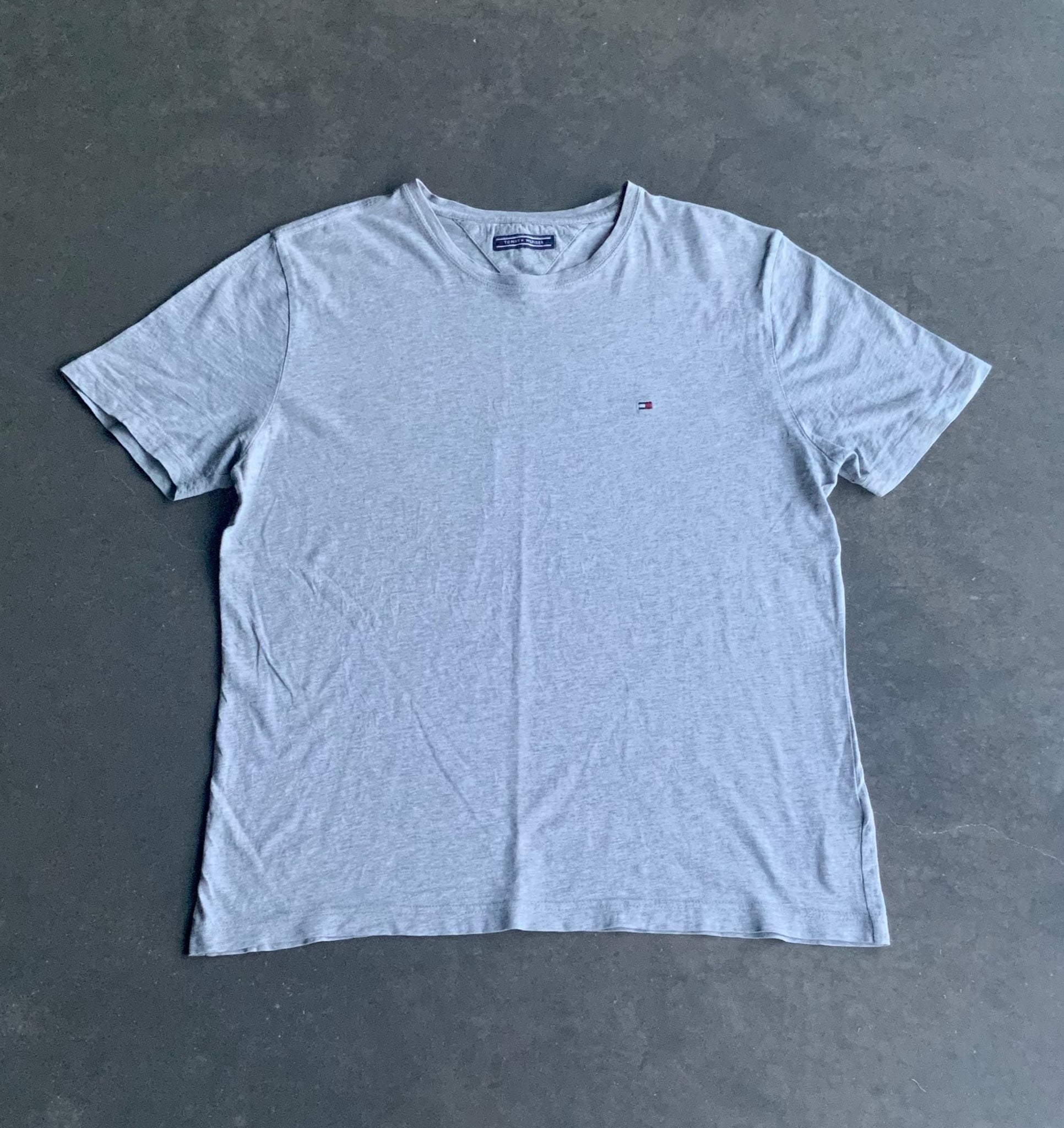 Tommy Hilfiger Tee L