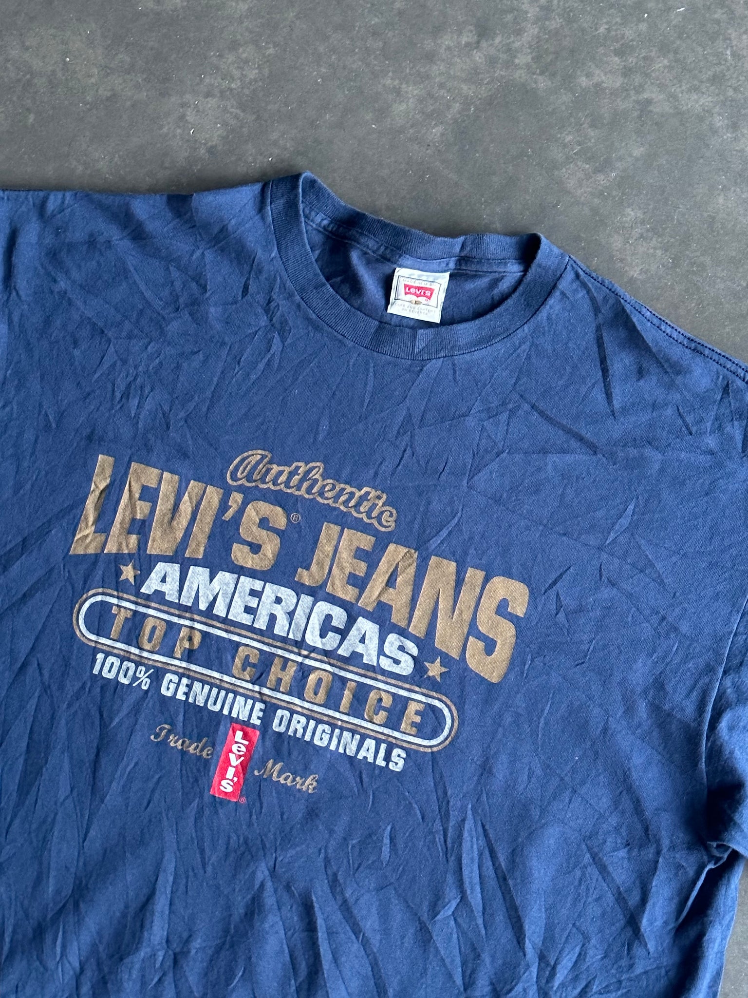 Vintage Levis Jeans Tee L