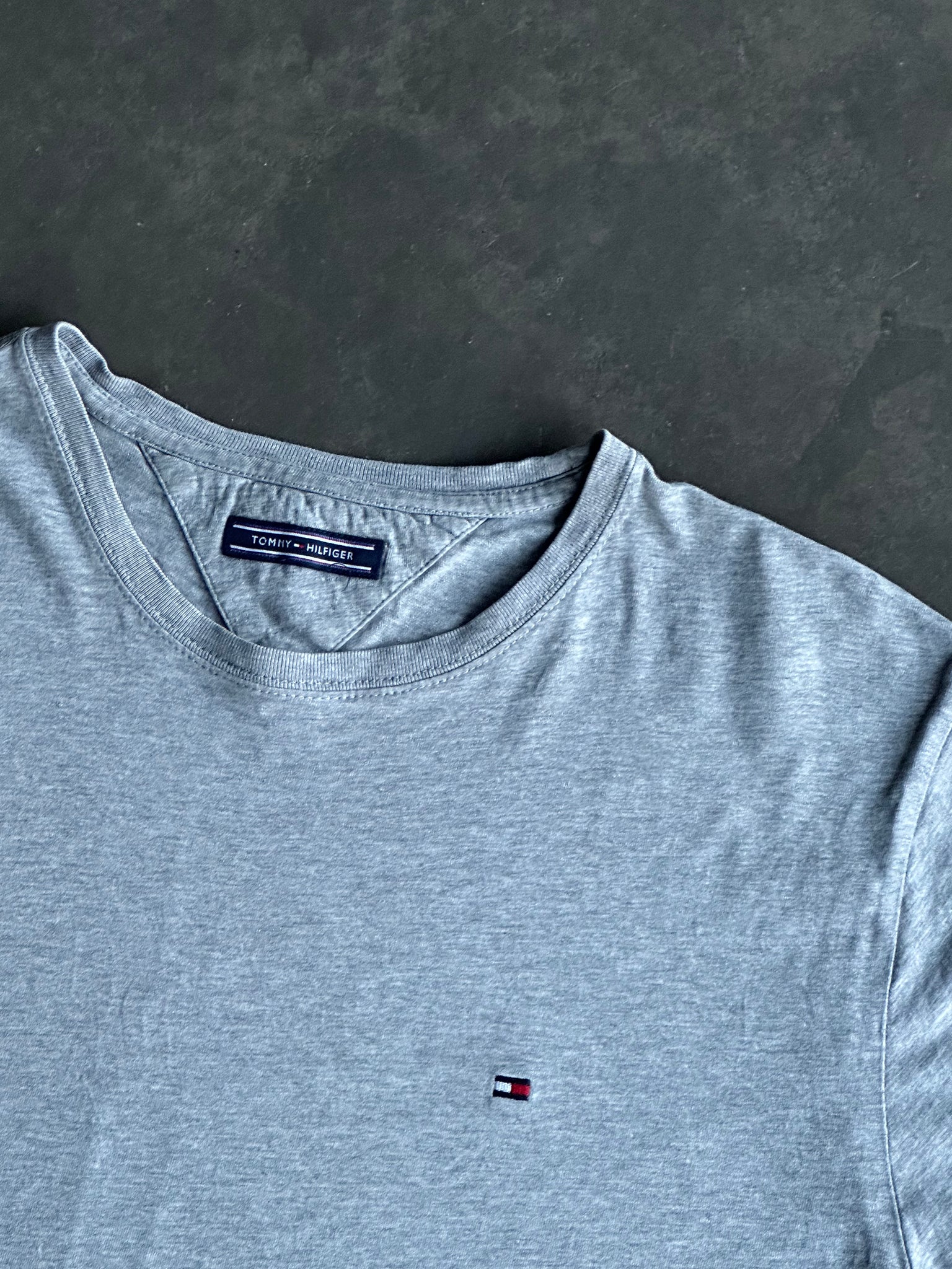 Tommy Hilfiger Tee L